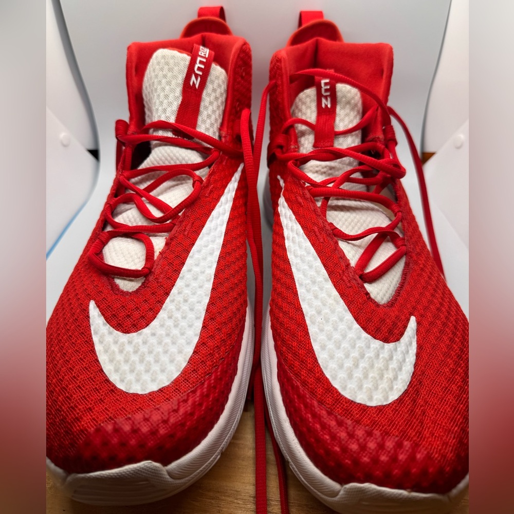 Nike Men's Red and White Athletic Shoes